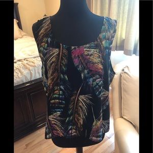 Anis A. Sleeveless top!